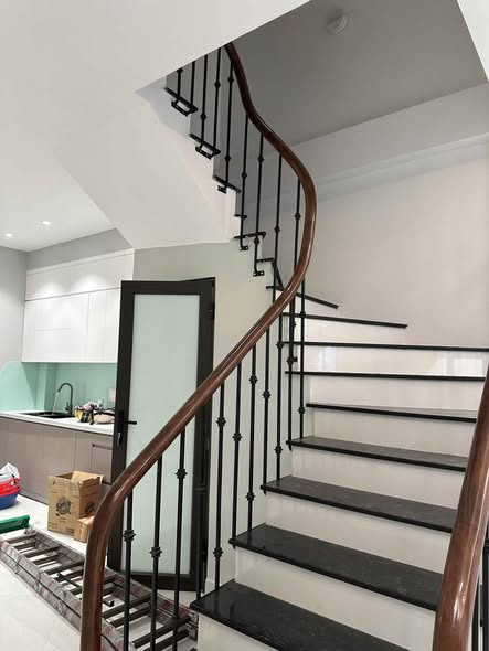 Сдаётся дом, 6 спален, 40 м², Hai Bà Trưng
