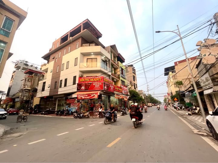 Продаётся недвижимость, 47 м², Đông Anh