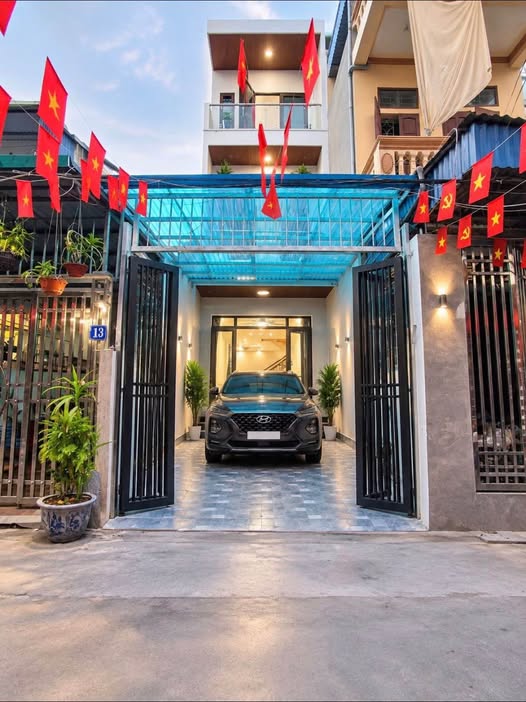 Продаётся дом, 3 спальни, 84 м², Nam Từ Liêm