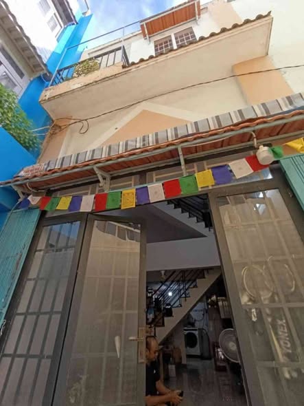 Продаётся дом, 3 спальни, 30 м², Gò Vấp