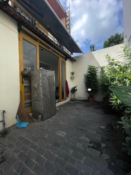 Продаётся дом, 2 спальни, 82 м², Bình Tân