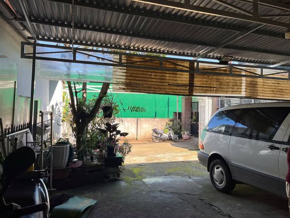 3-bedroom house for rent, 300 m², Phường 12