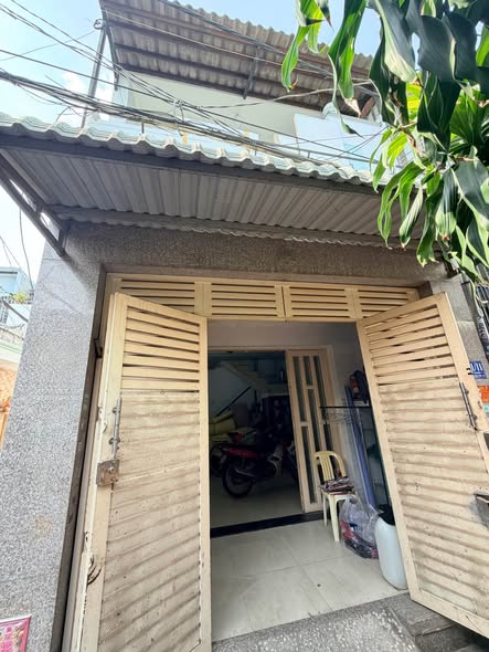 Продаётся дом, 3 спальни, 50 м², Quận 8
