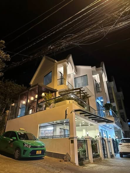 Продаётся дом, 4 спальни, 135,3 м², Phường 3