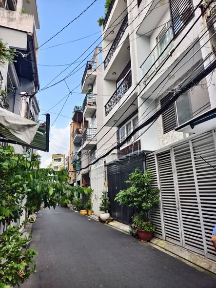 Продаётся дом, 5 спален, 68 м², Tân Bình