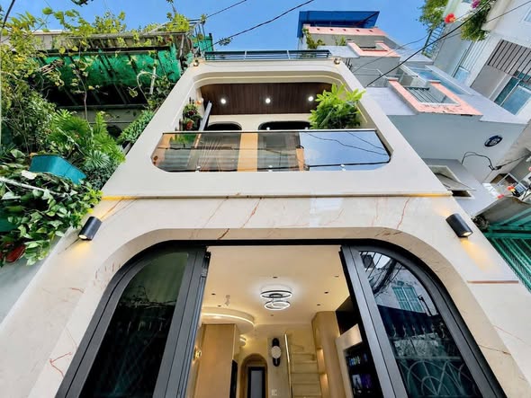 Продаётся дом, 3 спальни, 60 м², Phú Nhuận