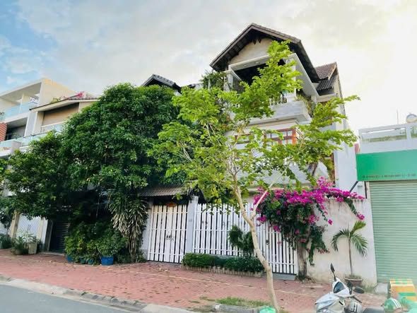 Bán nhà riêng, 160 m², Quận 7