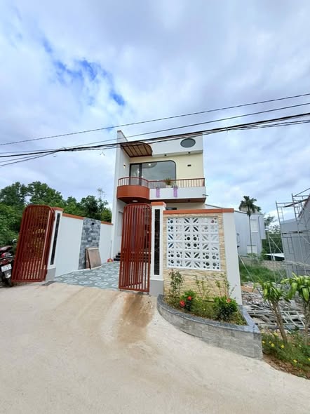 Продаётся дом, 3 спальни, 100 м², Trường An