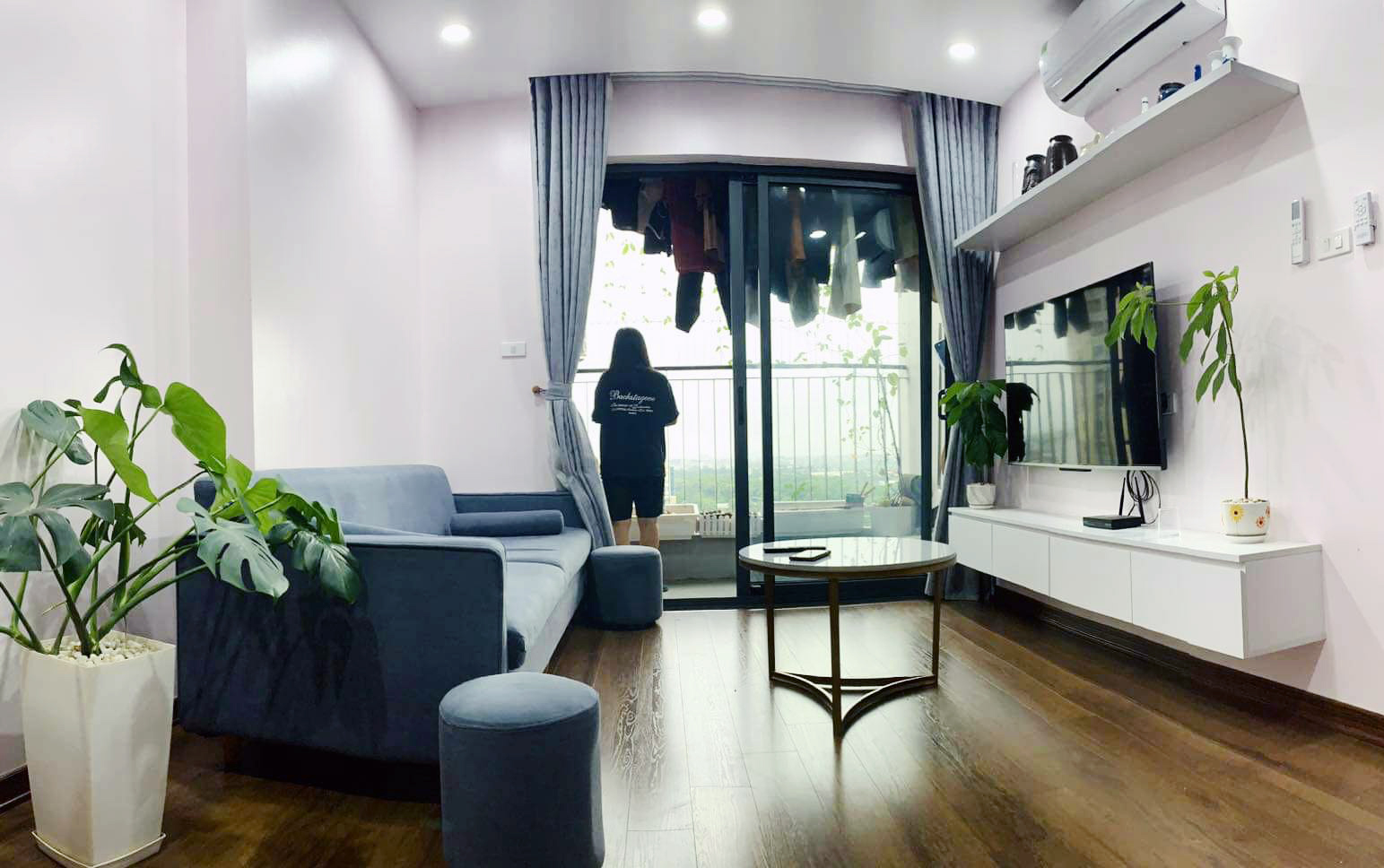 
Người thuê phải đối mặt với giá cao và chịu nhiều áp lực điều kiện cho thuê
