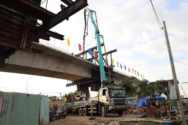 
Dự án xây dựng cầu Nam Lý vừa được tái khởi động
