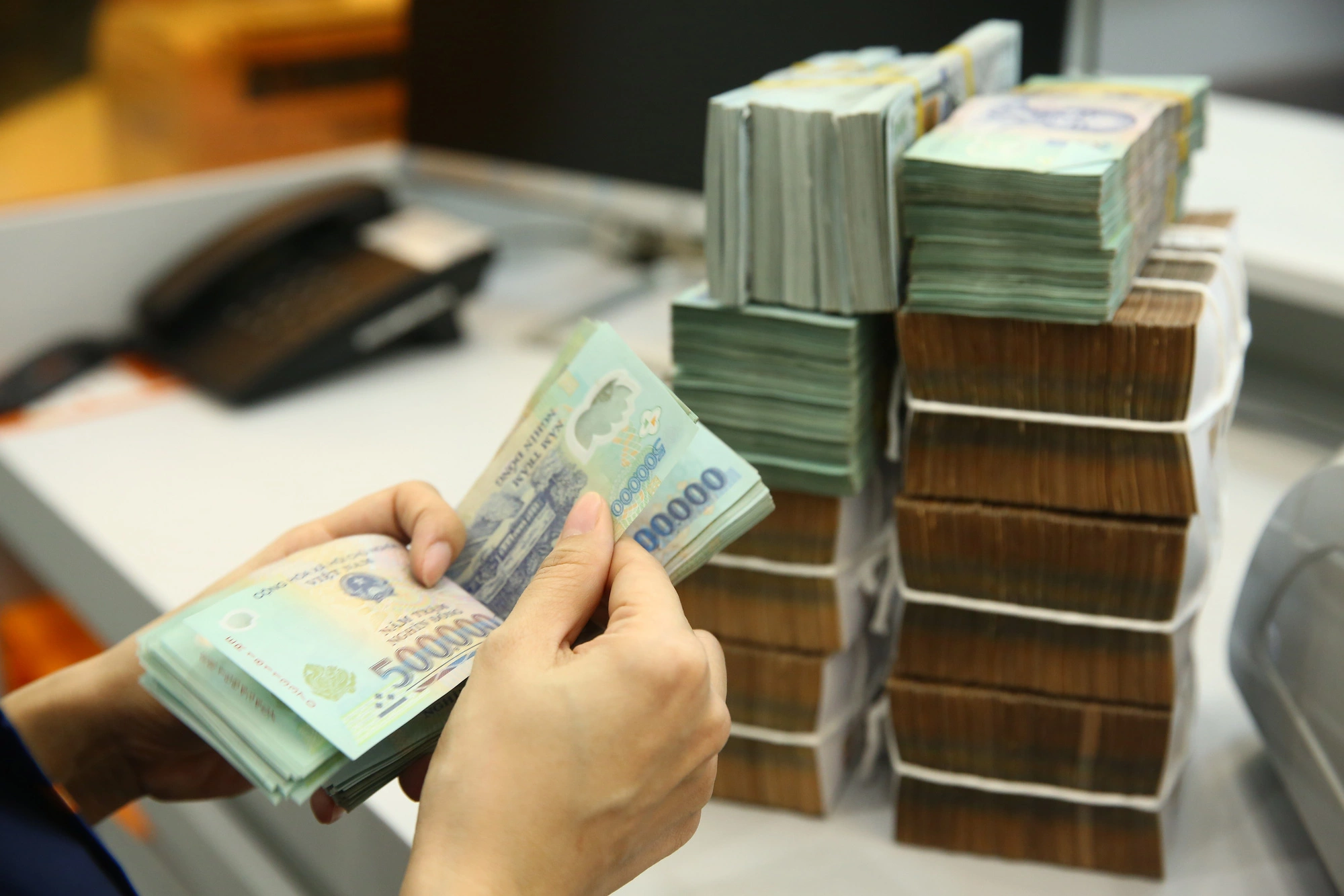 Thị trường địa ốc khu vực phía Nam cũng có nhiều thương vụ tài trợ vốn của ngân hàng
