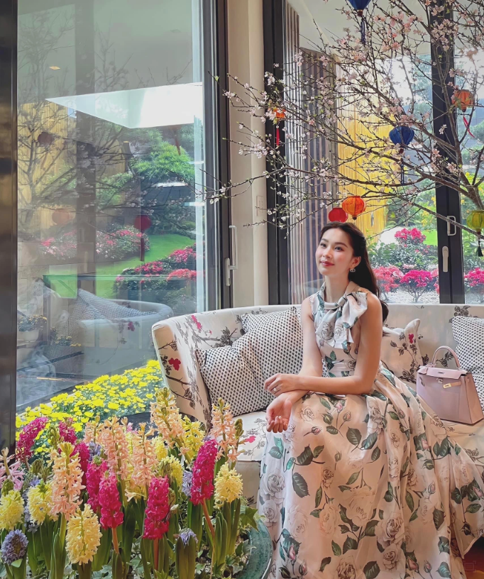 
Hoa hậu Đặng Thu Thảo thường xuyên check-in tại căn biệt thự sang trọng
