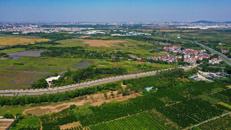 Luật Đất đai 2024 đã bổ sung hẳn một chương quy định về sự phát triển, quản lý và khai thác quỹ đất; trong khi đó, Luật Đất đai 2013 không có chương này. Ảnh: VietNamNet