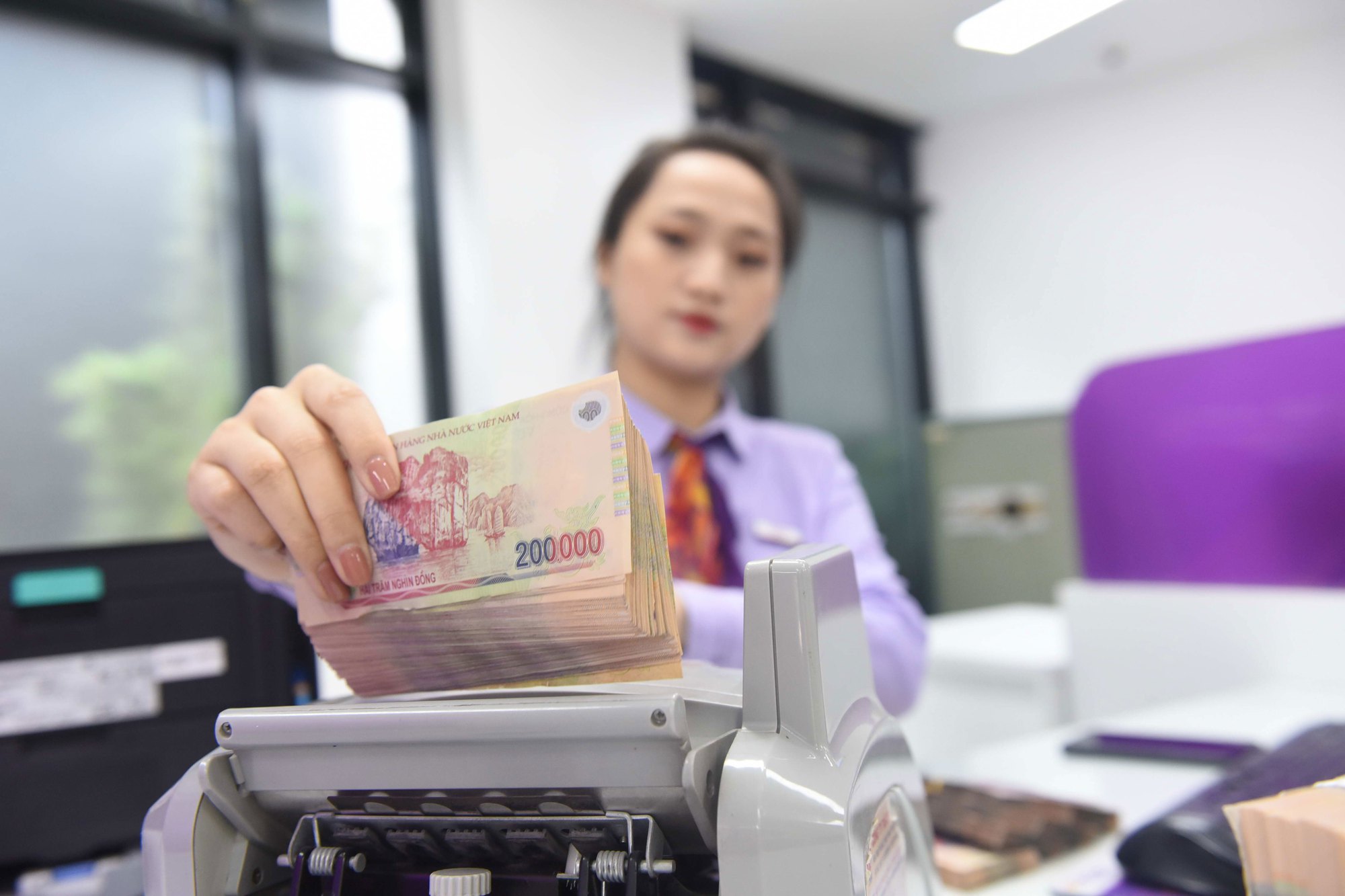 Lãi suất cho vay giảm tác động đến cả nguồn cung lẫn cầu trên thị trường. (Ảnh minh họa)