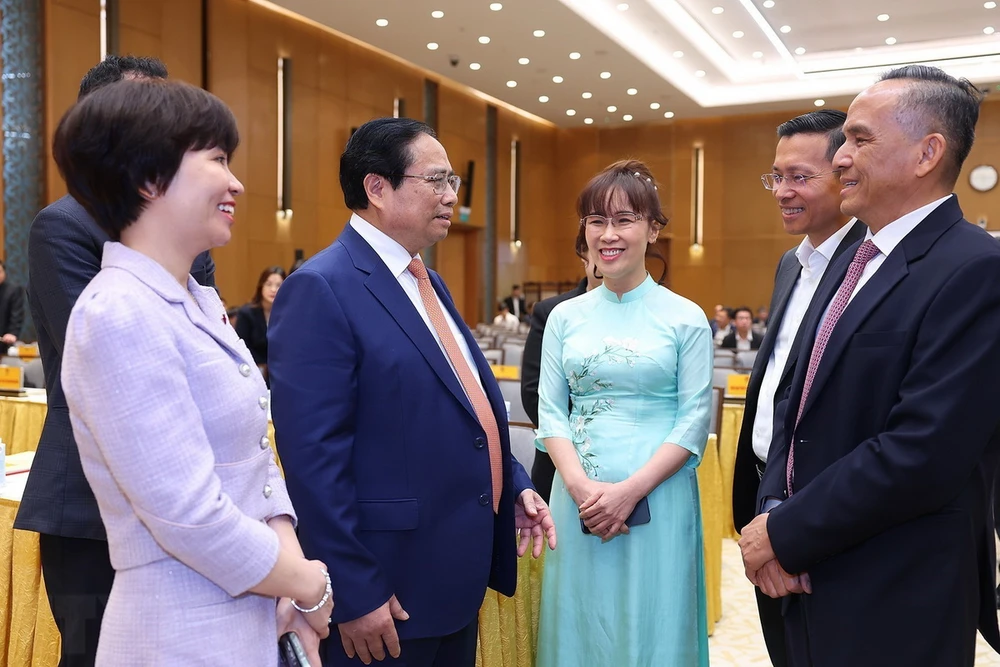 



Thủ tướng Phạm Minh Chính với các đại biểu dự hội nghị. (Ảnh: Dương Giang/TTXVN)

