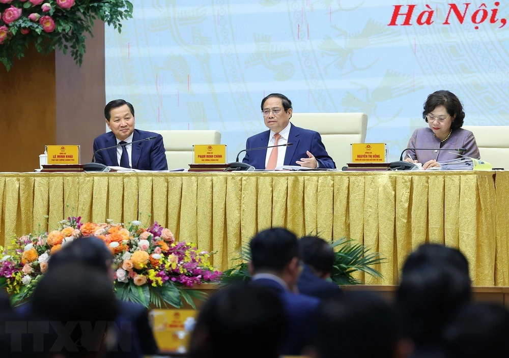 



Thủ tướng Phạm Minh Chính chủ trì Hội nghị triển khai nhiệm vụ điều hành chính sách tiền tệ năm 2024. (Ảnh: Dương Giang/TTXVN)


