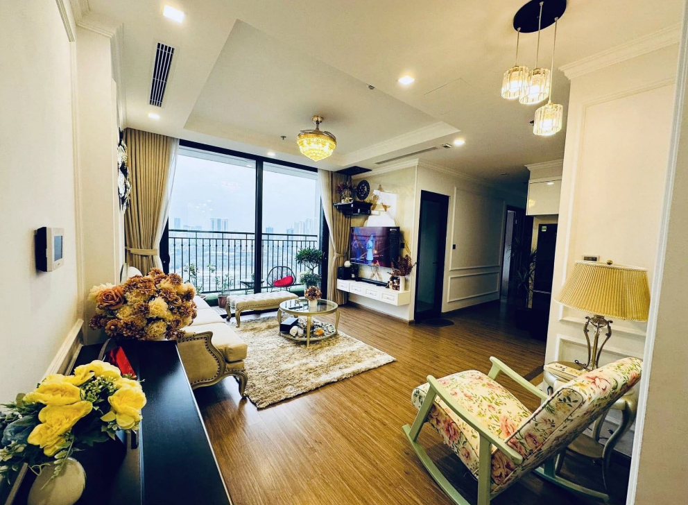 Vợ chồng của Phương Anh (SN 1997) cũng quyết định mua nhà tại Hà Nội vào năm ngoái. Vợ chồng 9x "chốt đơn" căn hộ diện tích 65,2 m2 với giá 4,2 tỷ đồng.
