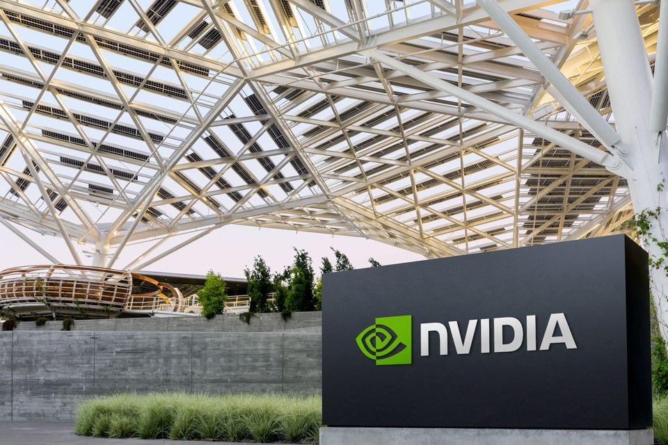 Giờ đây, các chip của Nvidia đã bắt kịp với các mô hình AI phức tạp hơn bao giờ hết. Ghi nhận, trong thập kỷ đến năm 2023, Nvidia đã tăng tốc độ tính toán lên mức 1000 lần.&nbsp;(Nguồn ảnh: Internet)