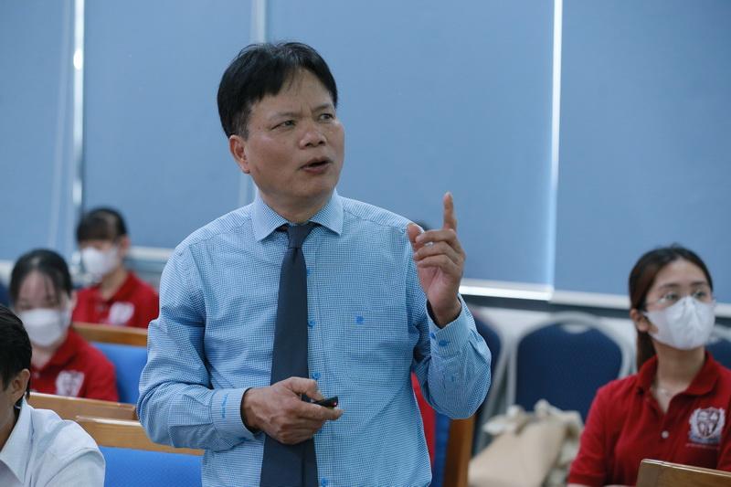 PGS.TS. Đào Văn Hùng - Nguyên giám đốc Học viện Chính sách và Phát triển