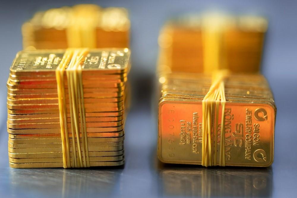 Ngân hàng Nhà nước chi nhánh TPHCM yêu cầu các cửa hàng vàng cần phải chấp hành nghiêm chế độ hóa đơn, chứng từ theo quy định.