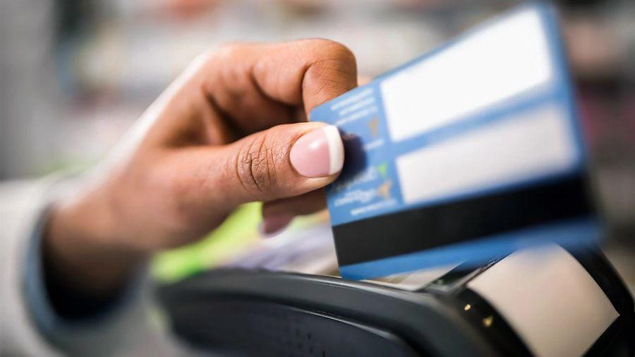 Hạn chế thanh toán bằng thẻ tín dụng, ví trả sau khi mua sắm