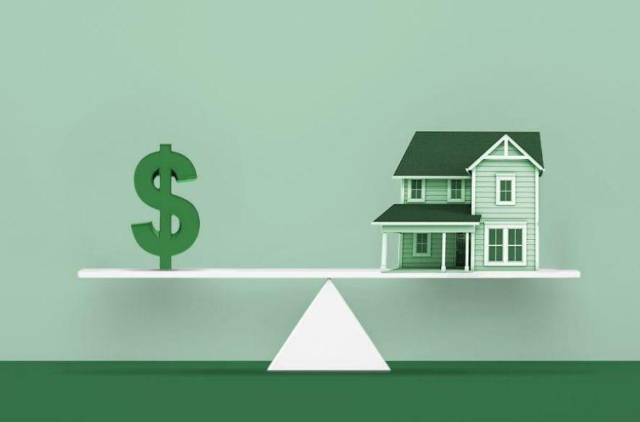 Trong bối cảnh giá chung cư nói riêng và giá bất động sản nói chung đang tăng không ngừng, việc sở hữu cho bản thân một căn nhà là điều không hề dễ dàng. (Ảnh minh họa)