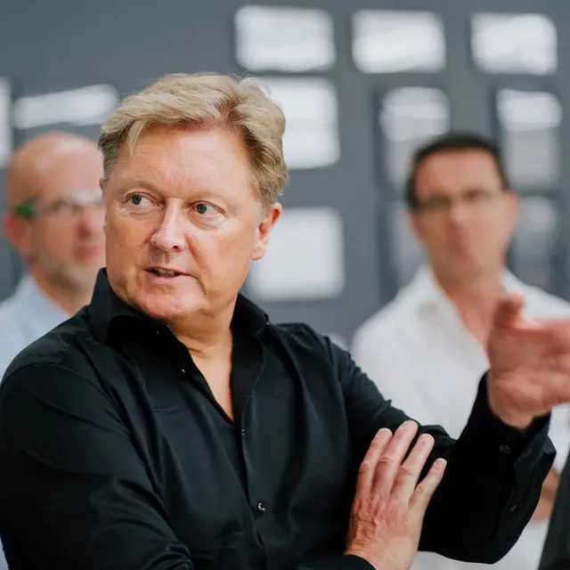 
Ông Henrik Fisker không thực sự điều hành công ty
