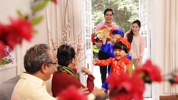 Ý nghĩa thực sự đằng sau tục lệ xông đất là gì?