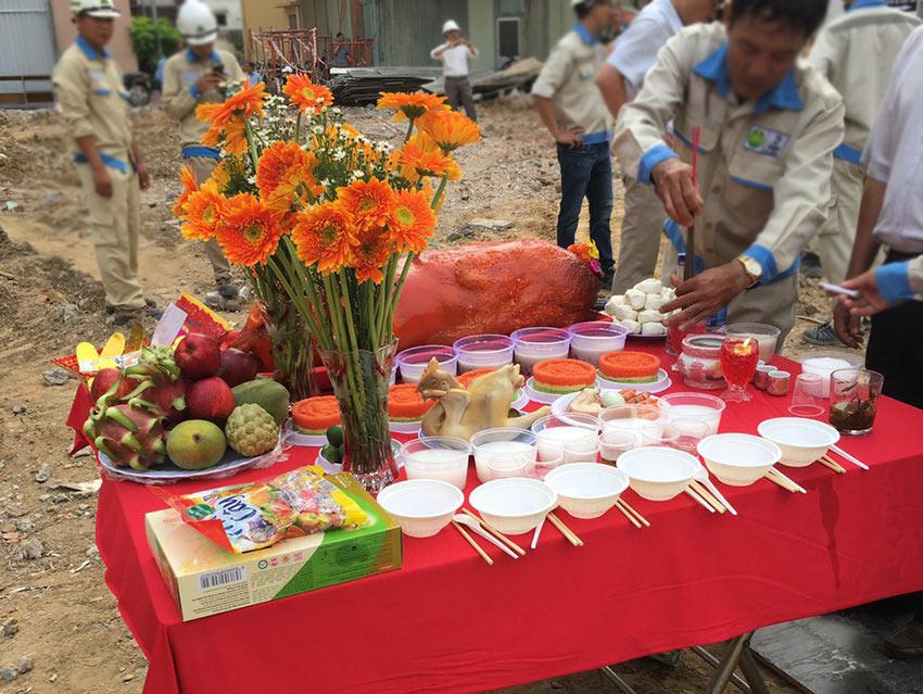 Tiến hành đúng nghi thức động thổ giúp lễ động thổ thành công tốt đẹp (Ảnh minh hoạ)