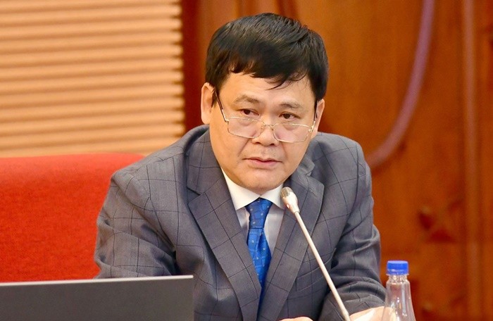 



PGS. TS. Trần Kim Chung, nguyên Phó viện trưởng Viện Nghiên cứu quản lý kinh tế Trung ương (Bộ Kế hoạch và Đầu tư)

