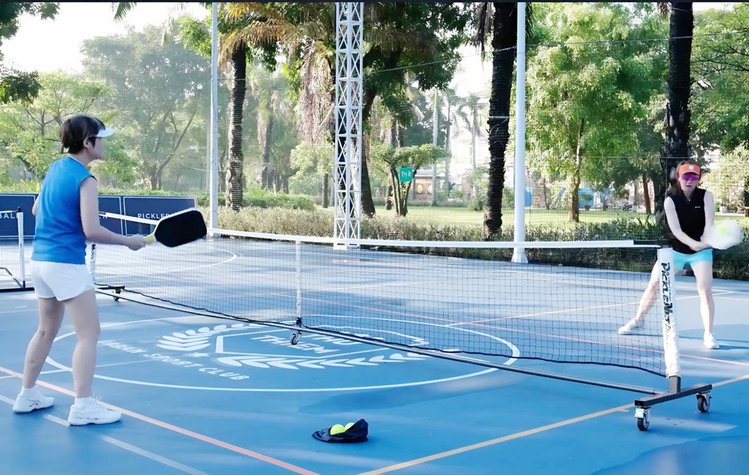 
Chơi pickleball bùng nổ và nhanh chóng trở thành môn thể thao phát triển nhanh nhất tại Việt Nam
