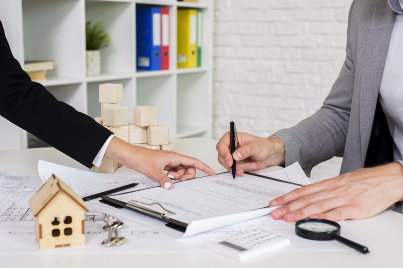 
Xác minh pháp lý bất động sản đầy đủ
