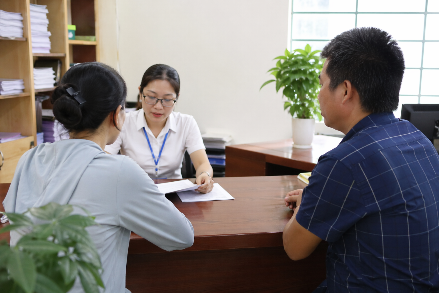 
Ảnh 5: Giải đáp thắc mắc thường gặp về thủ tục cấp lại sổ đỏ bị mất
