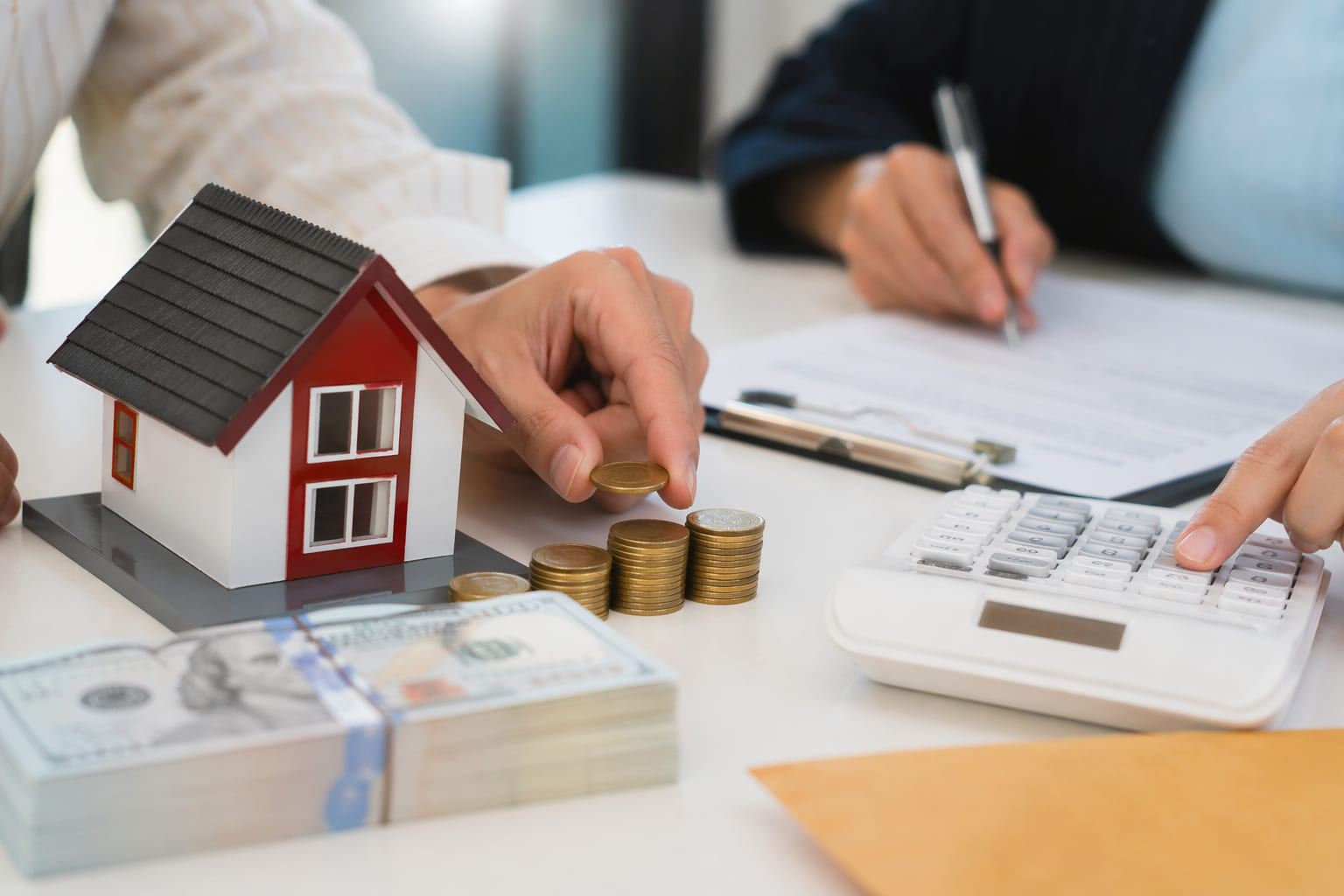 
Ảnh 3: Những lưu ý về chi phí phát sinh sau khi mua đất công chứng xong
