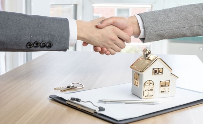 
Hợp đồng đặt cọc mua đất là văn bản bảo đảm việc ký hợp đồng chuyển nhượng chính thức sau này.
