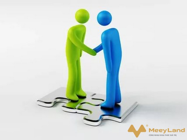Tỏ ra tò mò là một bí quyết đơn giản cho những ai hay rụt rè