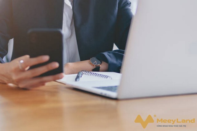 Ngày đầu tuần làm việc của một tỷ phú