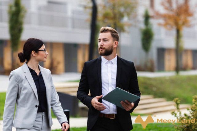  Phân chia di sản thừa kế là đất, khi có người đang ở nước ngoài