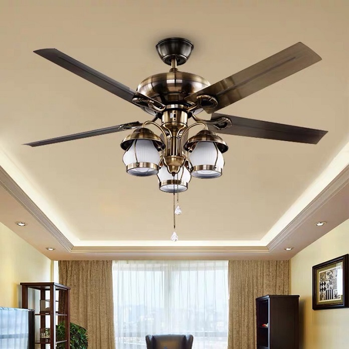  Ảnh 1: Quạt trần đèn chùm cho phòng khách