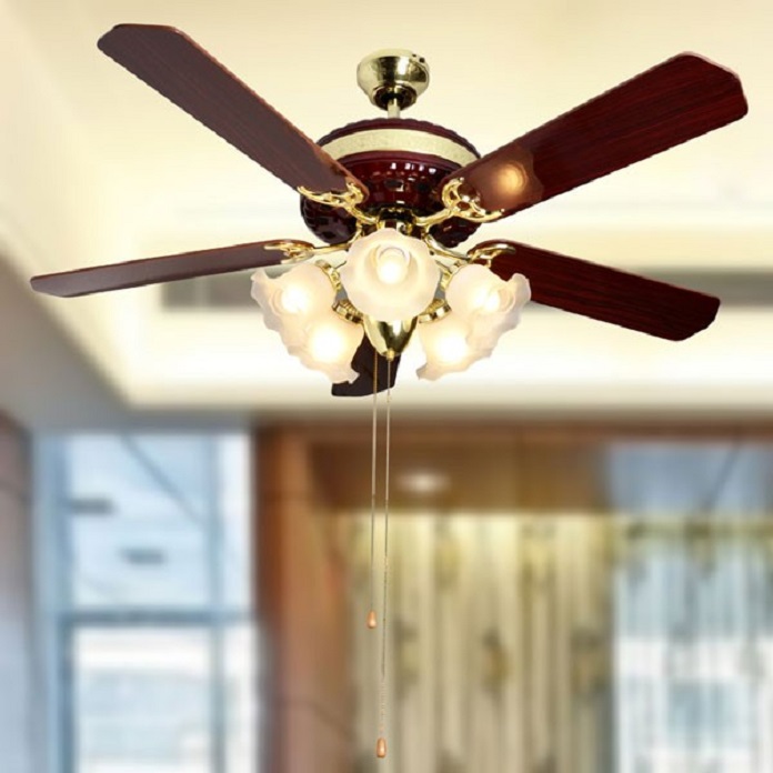  Ảnh 22: Quạt trần đèn cổ điển
