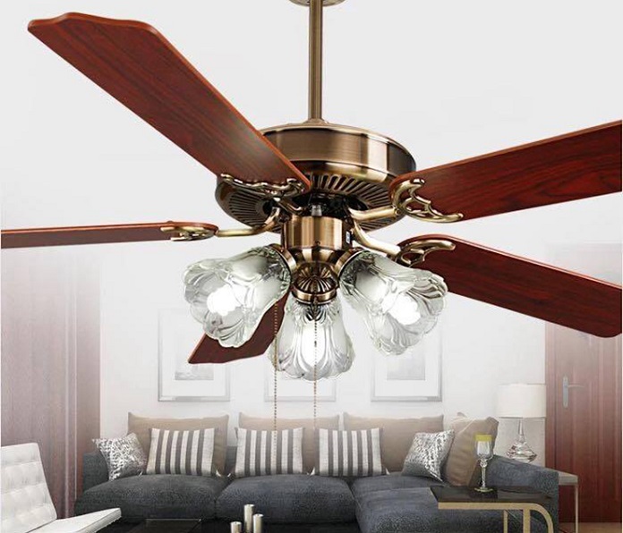  Ảnh 24: Quạt trần đèn cổ điển mang đến nét đẹp nổi bật riêng biệt