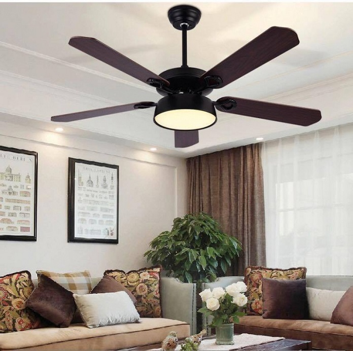  Ảnh 6: Quạt trần đèn LED thiết kế đơn giản mà sang trọng