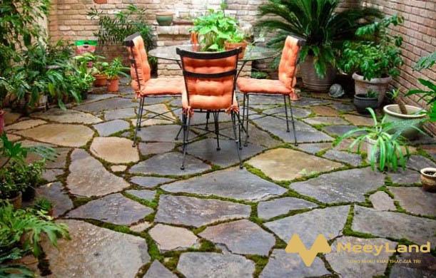 Một số mẫu đá tự nhiên lát sân vườn đẹp đã được áp dụng