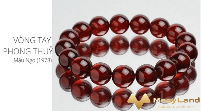 
Ảnh 6: Trưng bày các vật phong thủy thu hút vận khí.(Nguồn: Internet)
