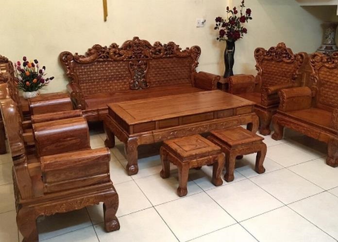  Ảnh 1: Mẫu bàn ghế đẹp gỗ hương sang trọng