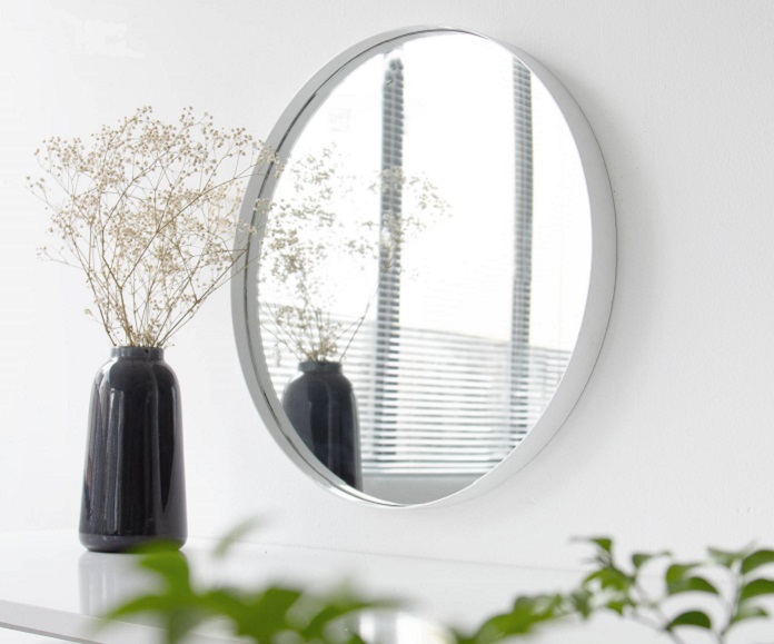  Ảnh 19: Gương tròn treo tường, thiết kế đơn giản dễ kết hợp với mọi phong cách thiết kế nội thất