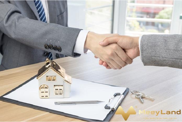  Ảnh 3: Mọi hoạt động môi giới nhà đất cần được công khai (Nguồn: Internet)
