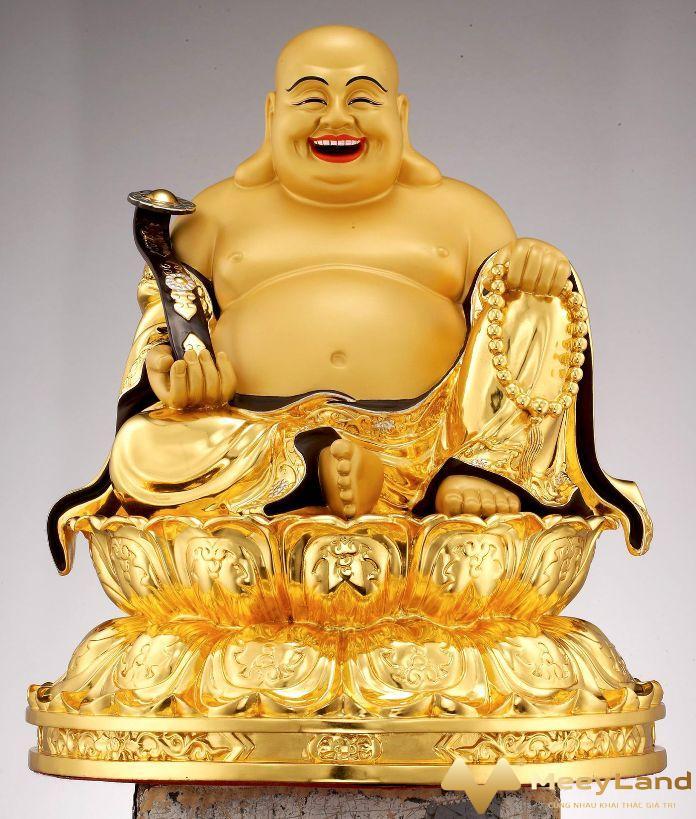 
Ảnh 2: Phật Di Lặc là vị phật mà nhiều người tín ngưỡng (Nguồn: Internet)
