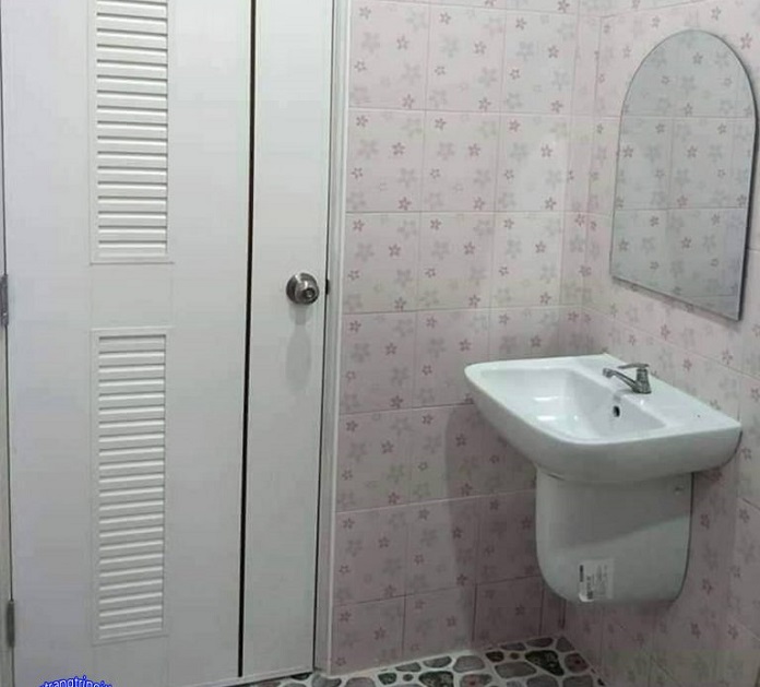  Ảnh 24: Nhà vệ sinh nhà cấp 4 cần được thiết kế phù hợp với diện tích
