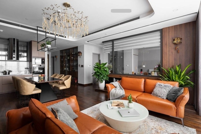 
Ảnh 26: Không gian phòng khách nổi bật với bộ ghế sofa màu cam
